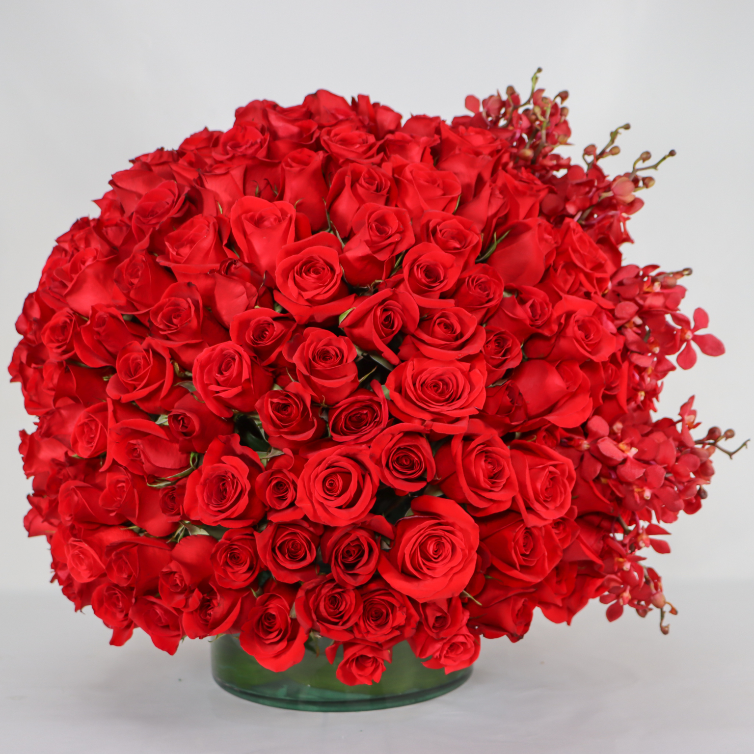 Luxury Flowers Miami Delivery by FlowersAndServices®